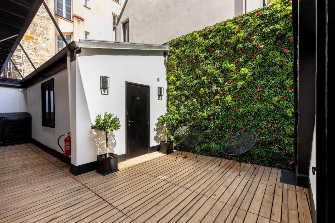Cosy Bedroom - Tour Eiffel Champs De Mars 6A Paris Exterior photo